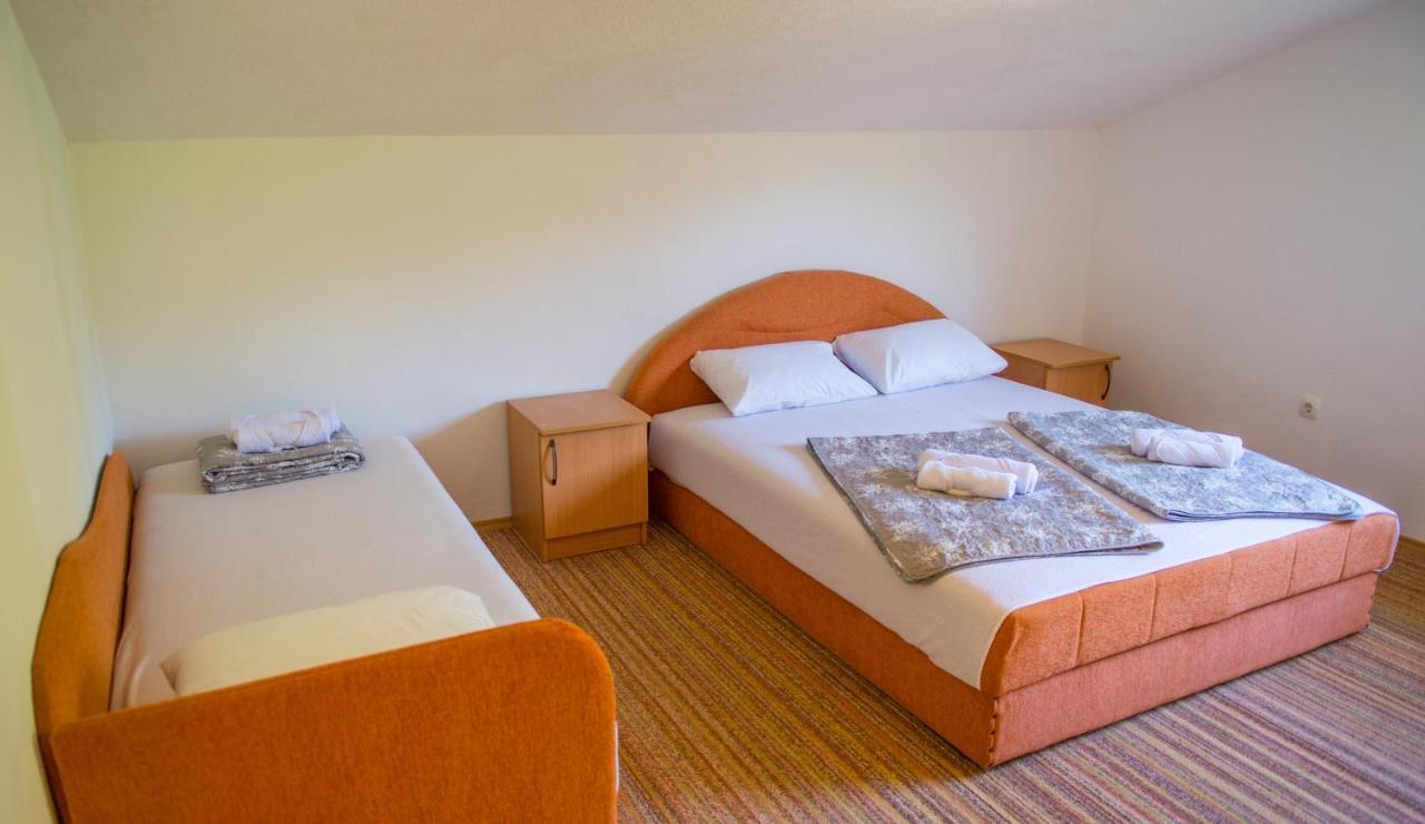 Holiday Home Narona Мостар Экстерьер фото